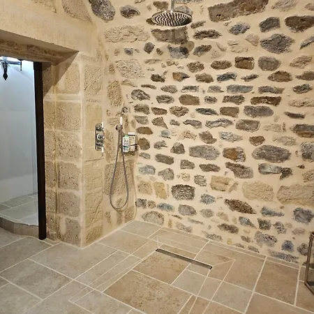 Frühstückspension Commanderie Templiere De D'herault 3*