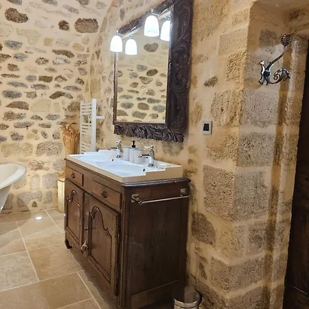 Frühstückspension Commanderie Templiere De D'herault 3*